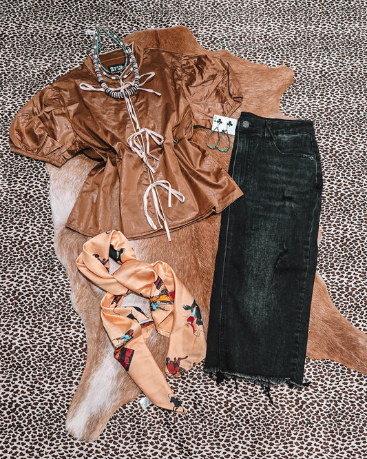 Calhoun Tie Front Top - Latte