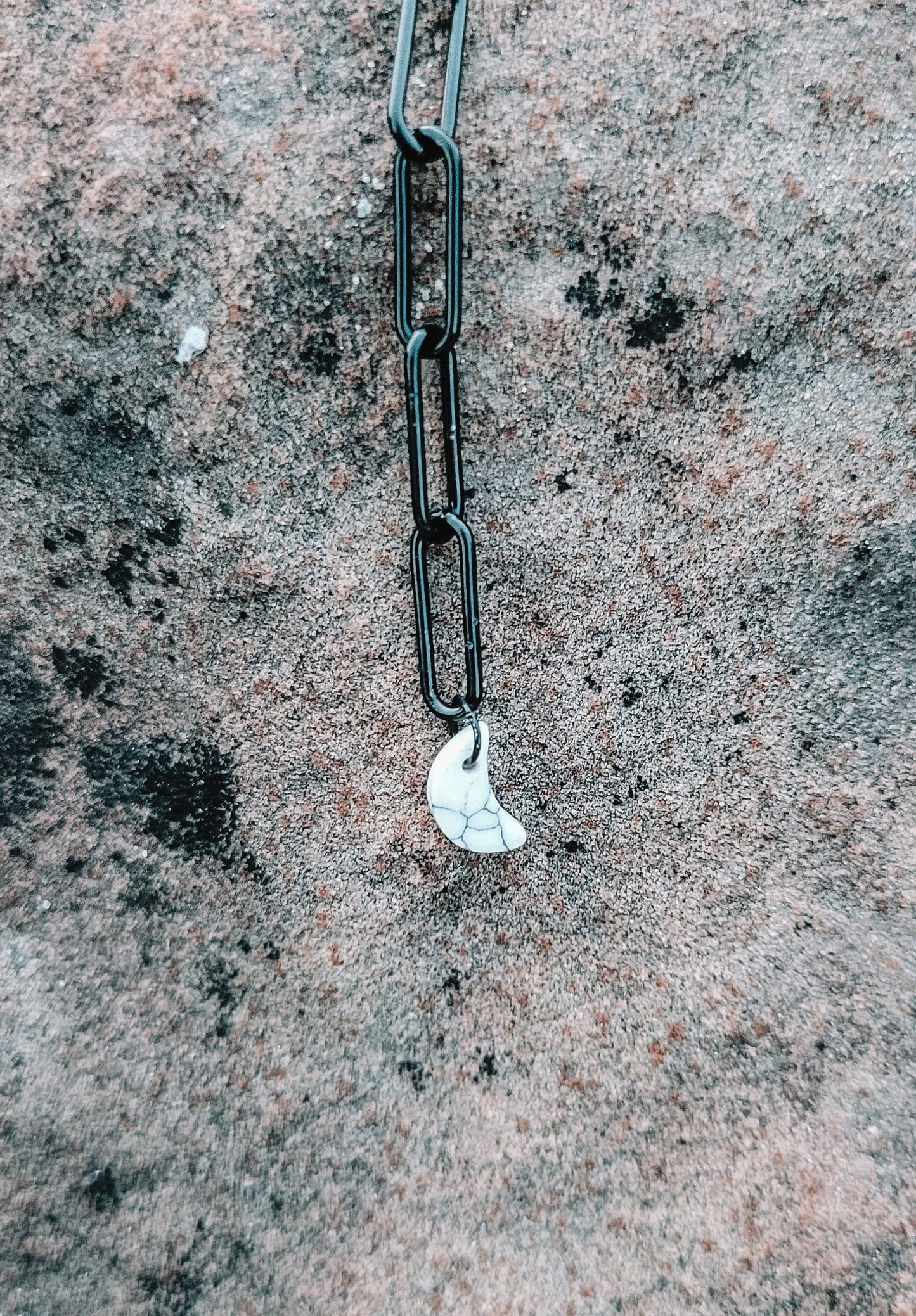 Shorty Moon Rhyder Lariat - Black
