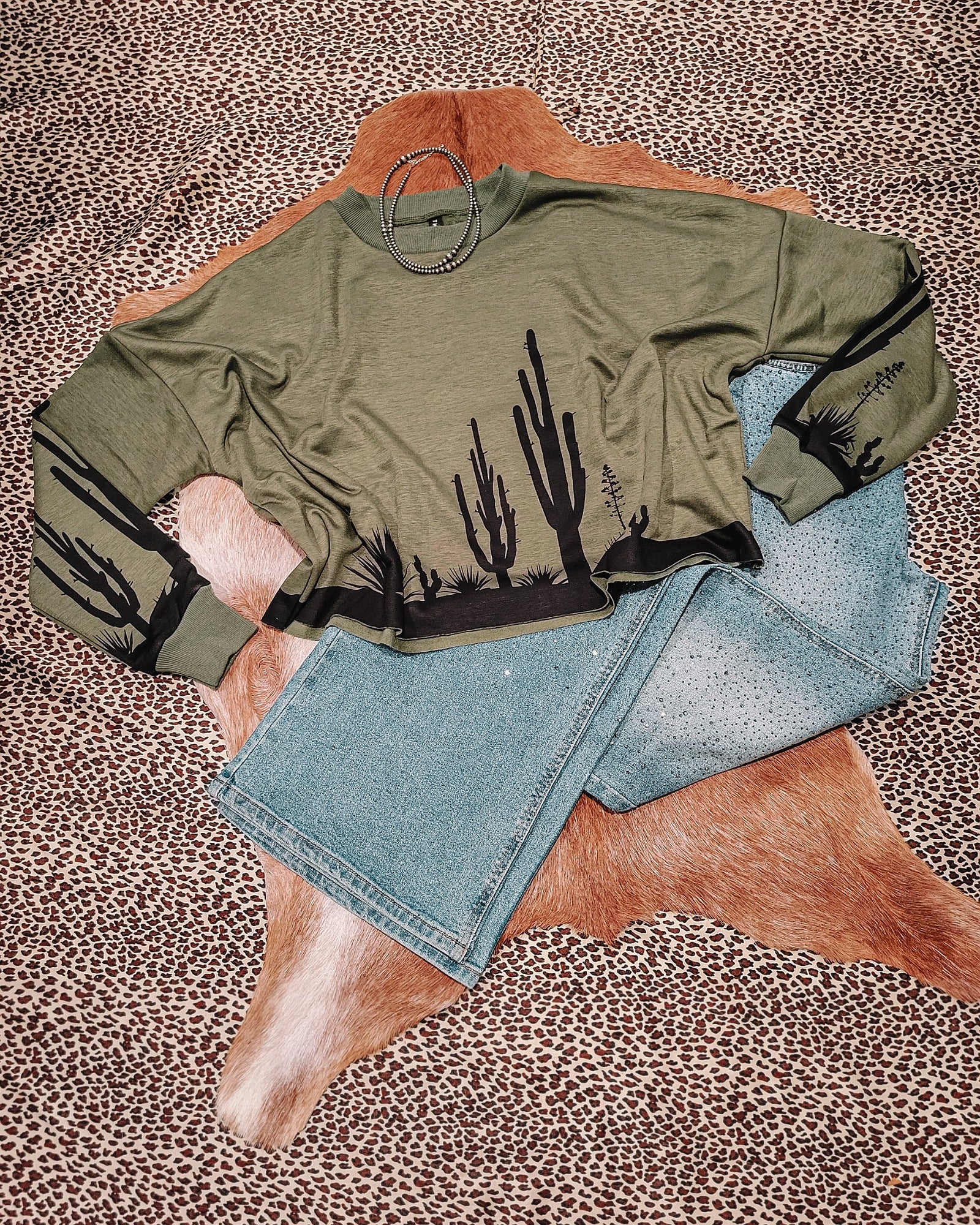 Cacti Cropped Light Sweater