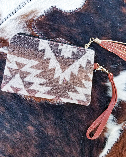 Cattlewoman's Clutch - Brown