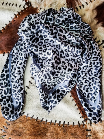 Snow Leopard Wild Rag